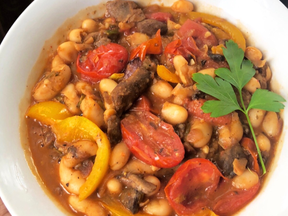 Low Effort Meals: A 10 Minute Veggie&nbsp;Soup!